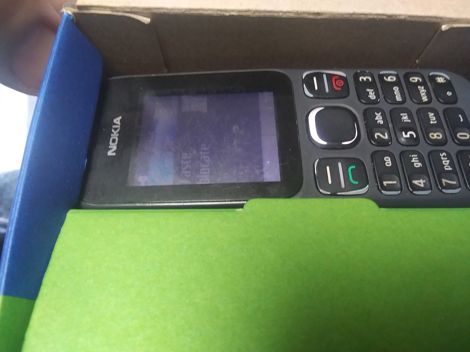 Nokia diferit model liber in retea perfect functional cu cutia