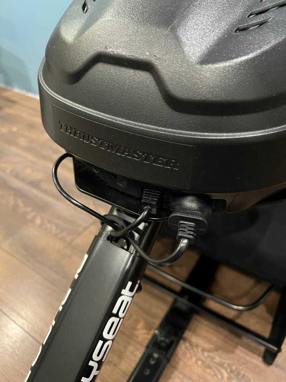 Sim Rig: Thrustmaster T300 + Thrustmaster T-LCM + Playseat evolution