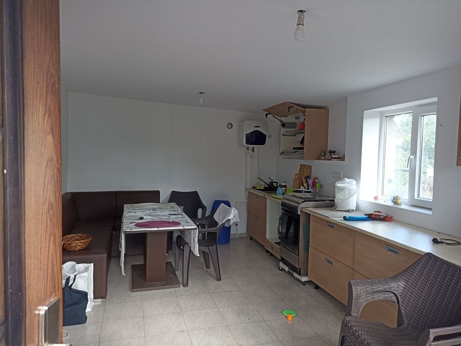 Casa 3 camere de vanzare