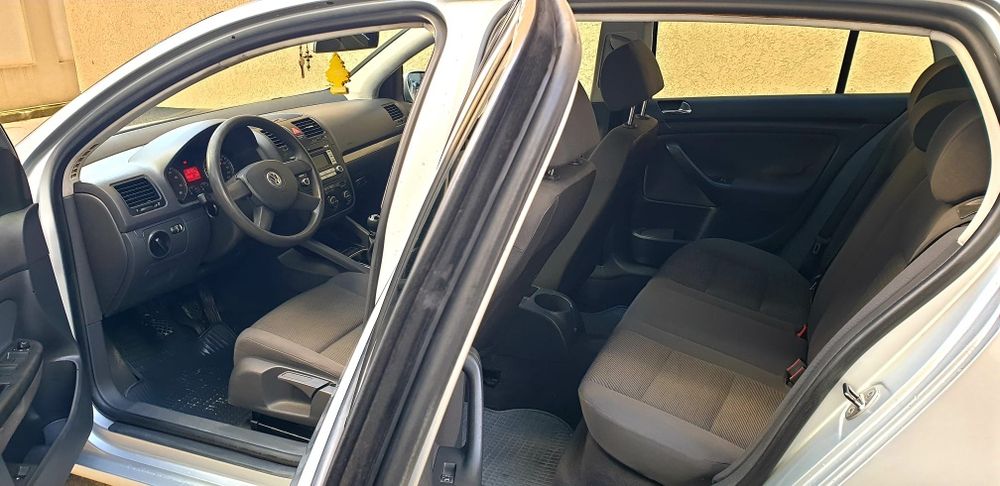 Vw Golf 5 1.4mpi benzina Clima Întreținut Unic Proprietar