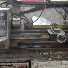 Mini strung Pionier 125 Mecanica fina facut la Cugir-Pentru uz hobby.