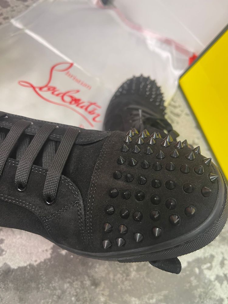Ghete Louboutin  ! Poze REALE Piele naturala