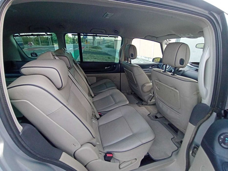 Renault Grand Espace. AUTOMATA. Initiale Paris / 2.0Dci 173 cp