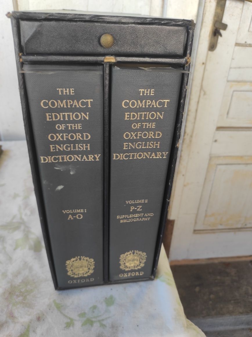 Dicționar englez Oxford - ediția compactă