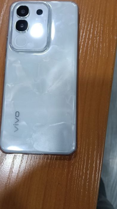Vivo Y29 srochna sotiladi