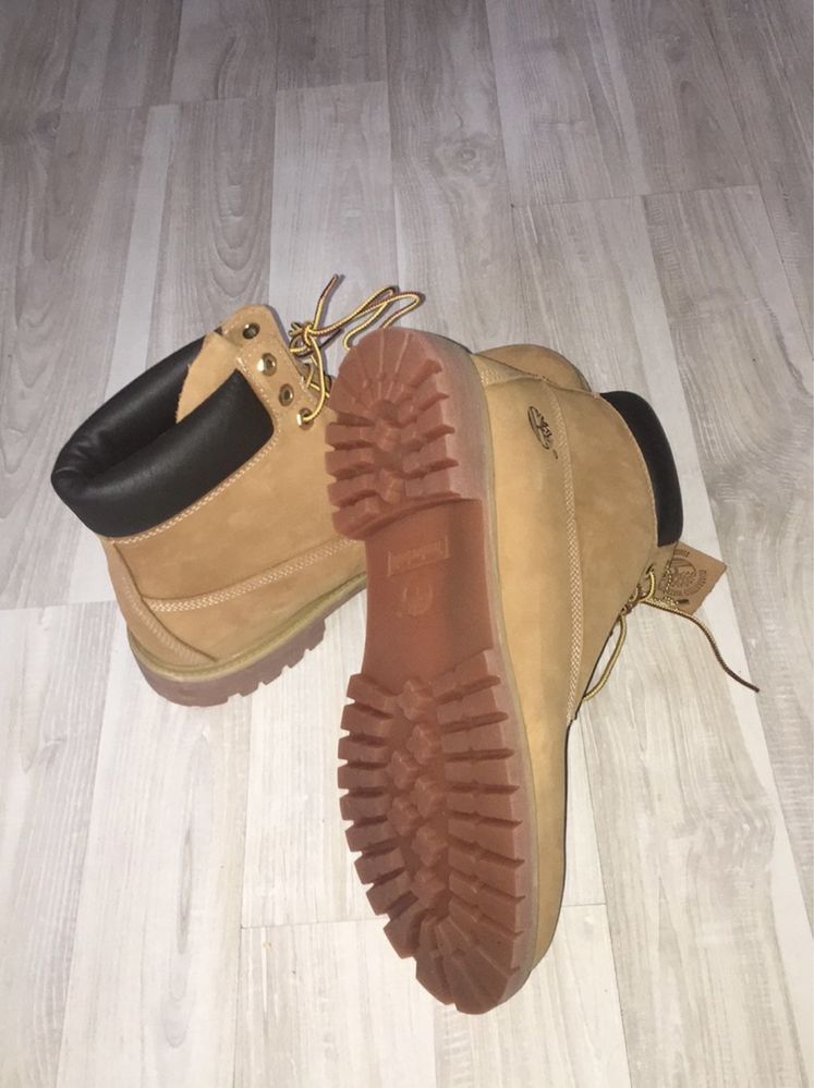 Timberland Boots * BRAND NEW SHOES *