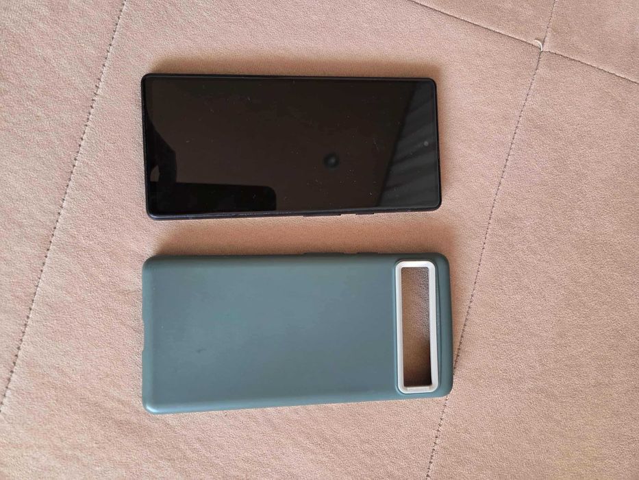 Google Pixel 6a  - с кейс