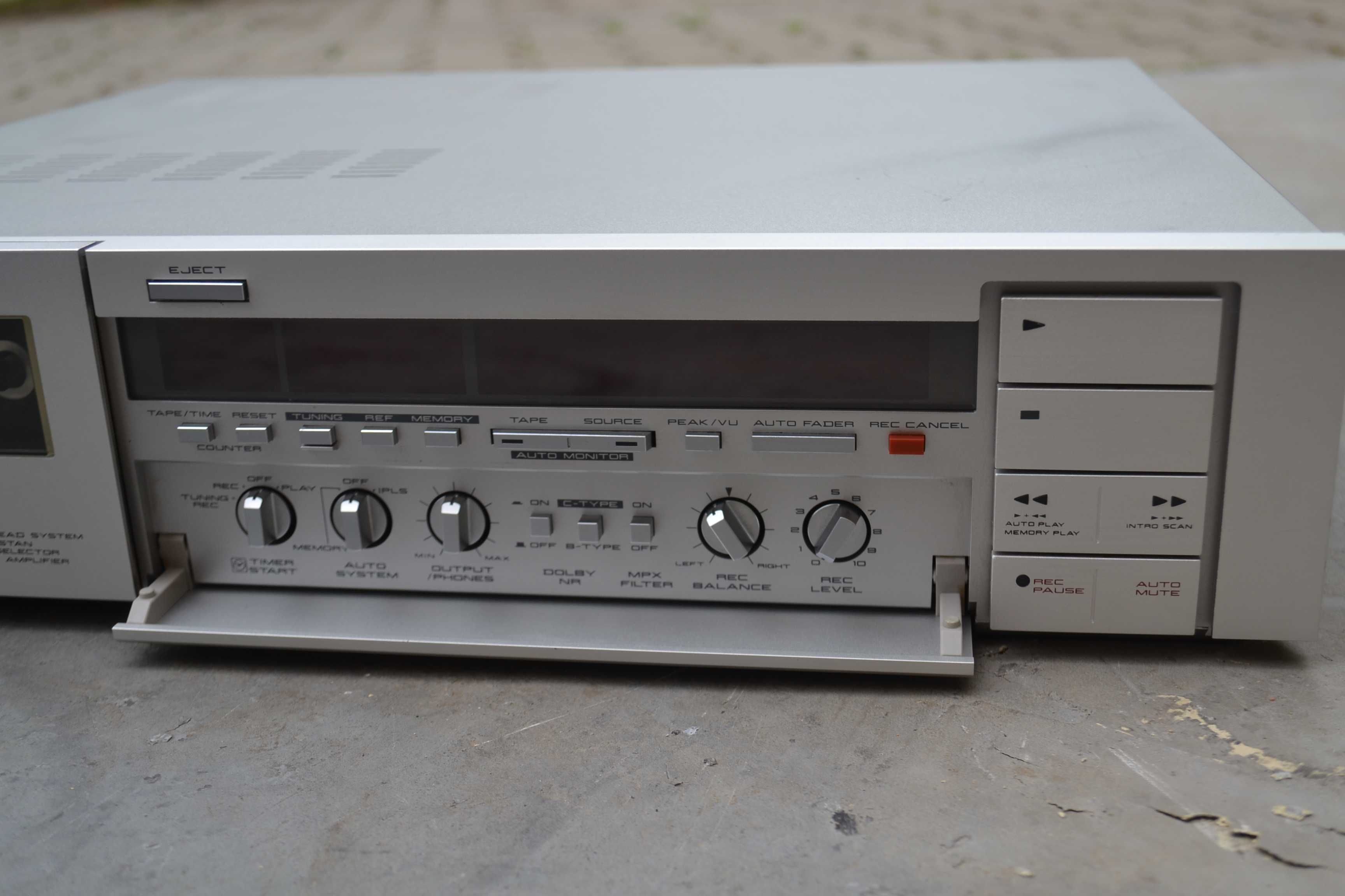 Deck Akai GX F 71 cu prospect si manual de utilizare