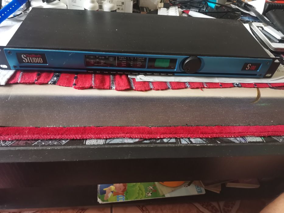 Procesor digitech S 100 made în USA