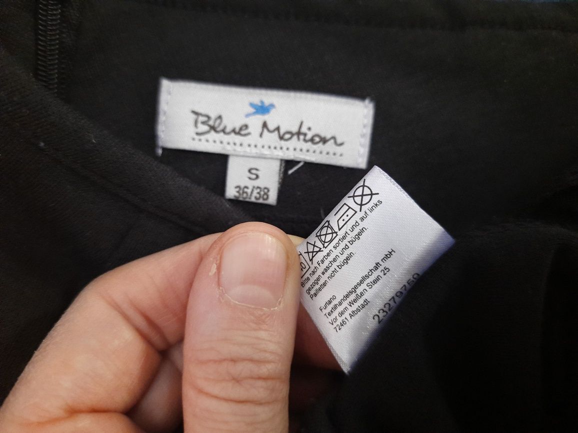 Продам фирменную черную Юбку Blue motion
