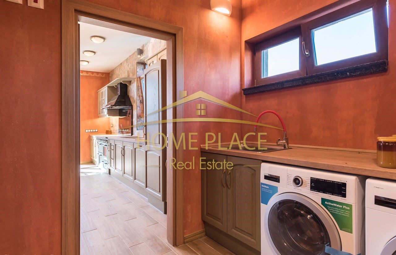 Продава се Къща в с. Приселци, Област Варна - 240 кв.м за 1084 €/кв.м - Снимка #8