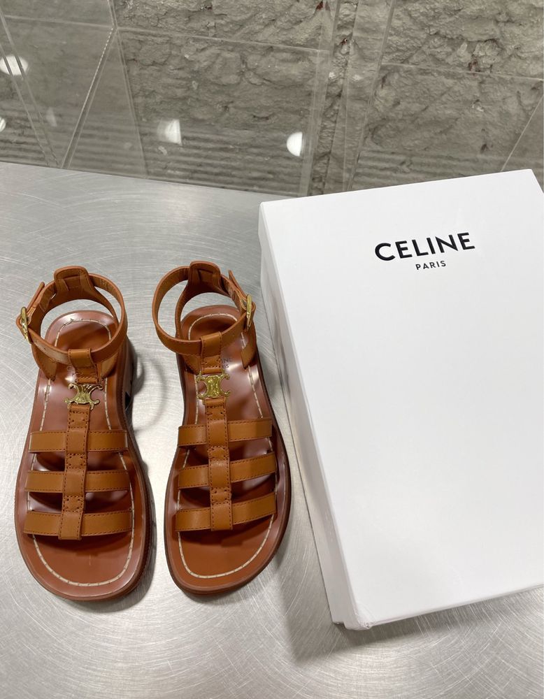 Celine естествена кожа кафяви нови сандали