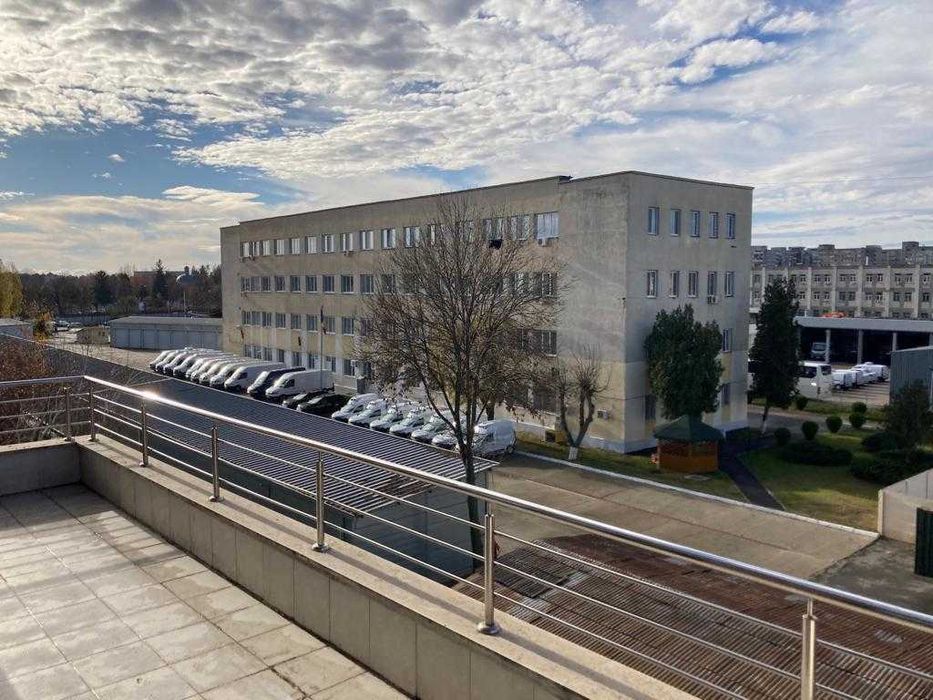 Proprietar inchiriez apartament lux zona de case Drumul Sarii, Afi