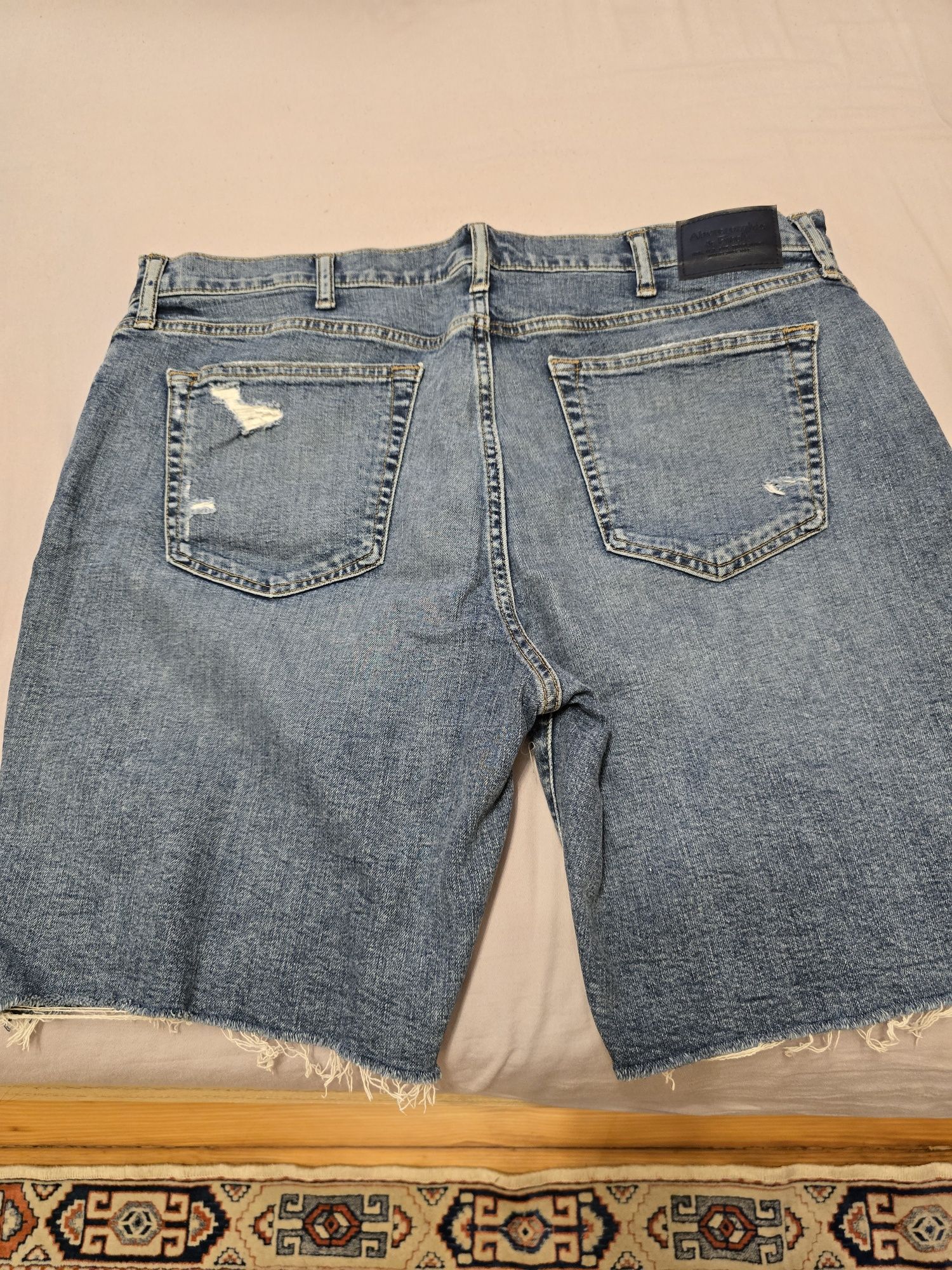 Мъжки къси дънкови панталони Аbercrombie