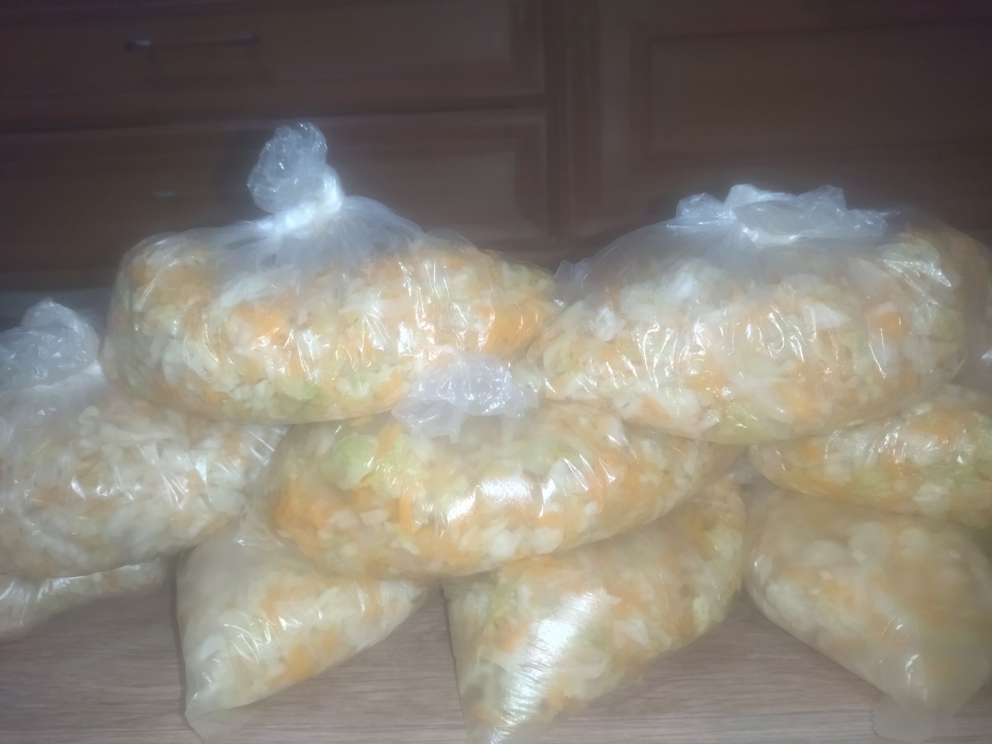Продам хреновину и квашеную капусту