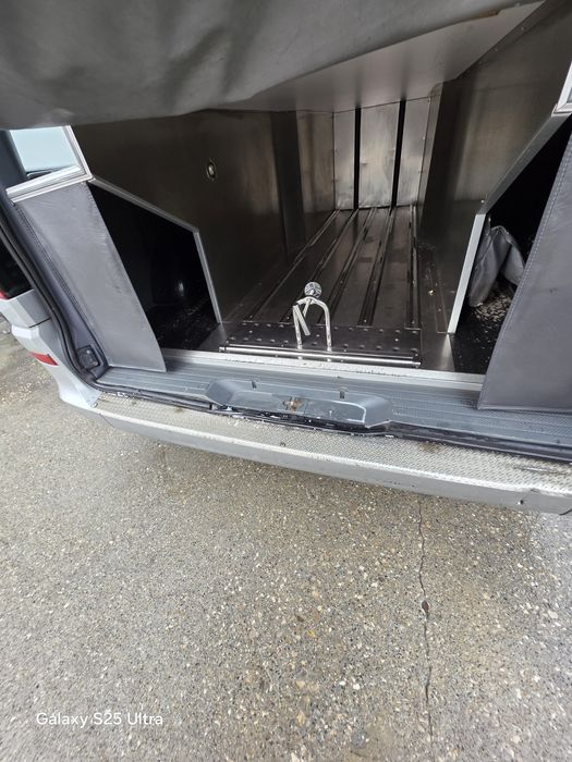 MERCEDES VITO 111 CDI 2.2  servici funerare