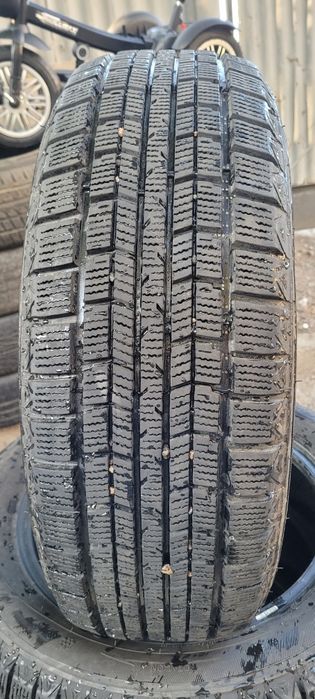 Срочно продам комплект 215/60/17.