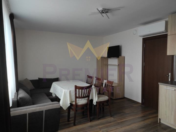 Дава се под наем Двустаен апартамент в Варна, Владислав Варненчик - 60 кв.м за 400 € - Снимка #1