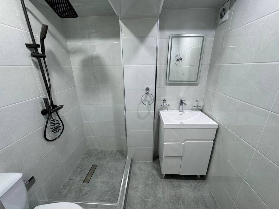 ул. Шахристон, помещения 90м² вдоль дороги с новым ремонтом