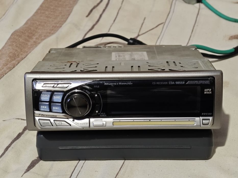 Висок клас CD плеър Alpine 9855R Bluetooth и дистанционно