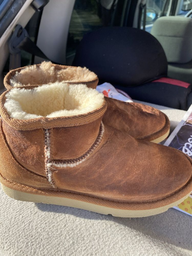 UGG - originale australia marimea 35