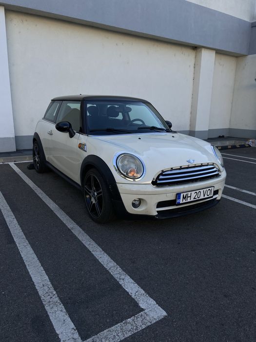 Vând Mini Cooper
