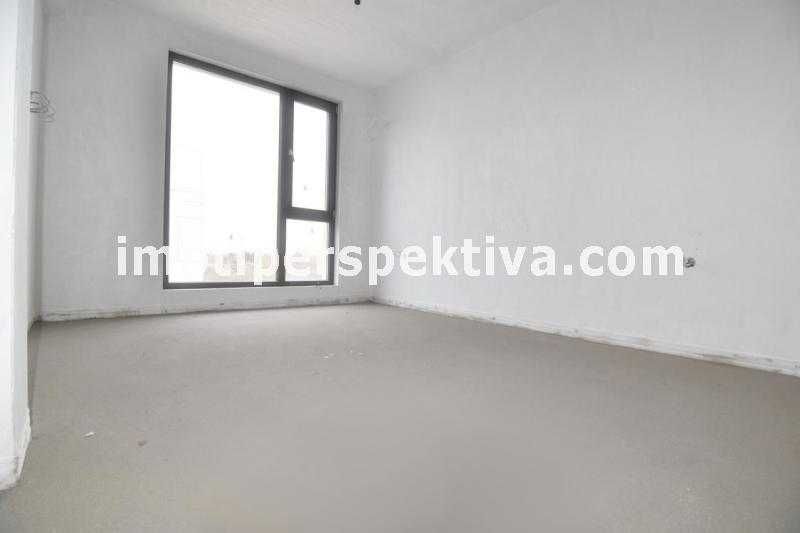 Продава се Тристаен апартамент в Пловдив, Остромила - 114 кв.м за 1159 €/кв.м - Снимка #3