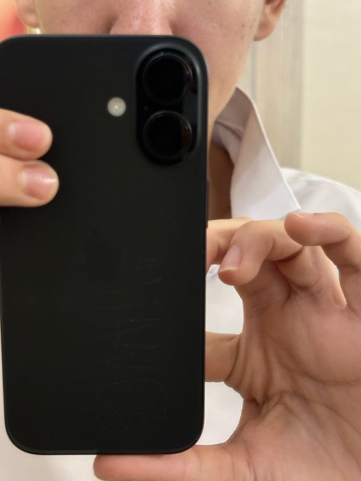 iphone 16 новый почти гарнтиямен