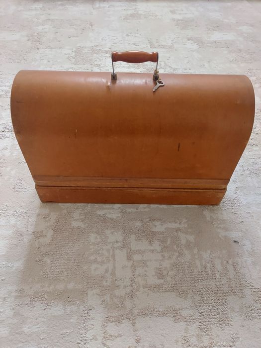 Ручная швейная машинка