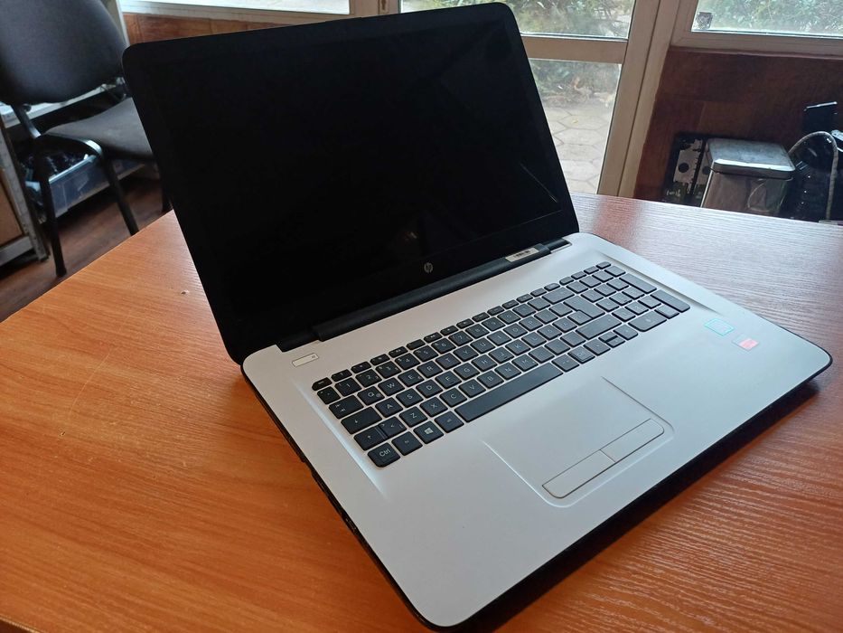 17.3' HP Core i7- 6th/16GB DDR4/AMD R7  340M- 4GB/256GB SSD/нова Бат.