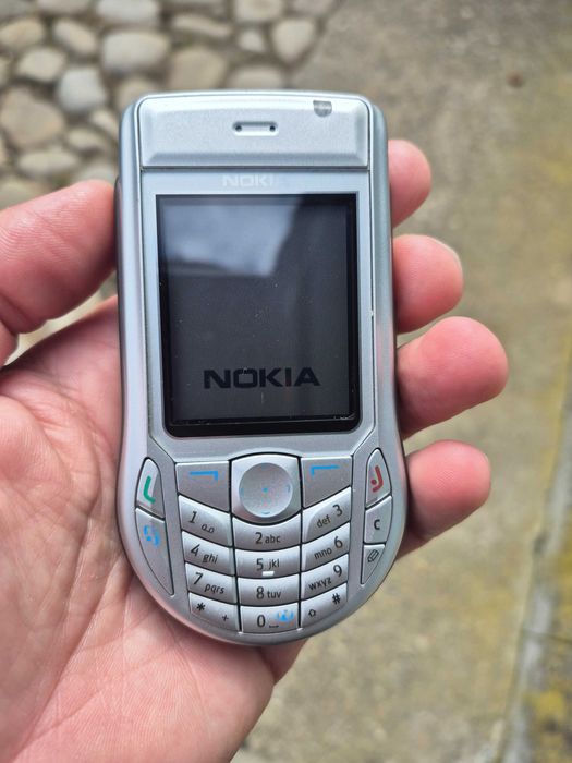 Nokia 6630 in stare extrem de buna