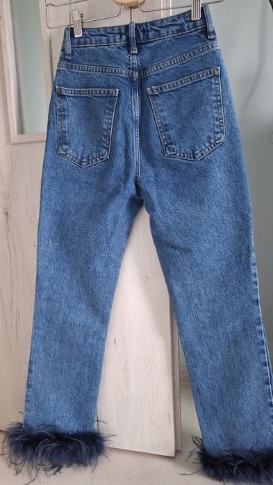 Blugi Trendyol cu pene