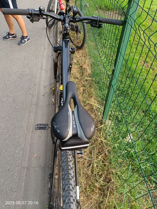 Bicicleta MTB Cannondale Trail 8