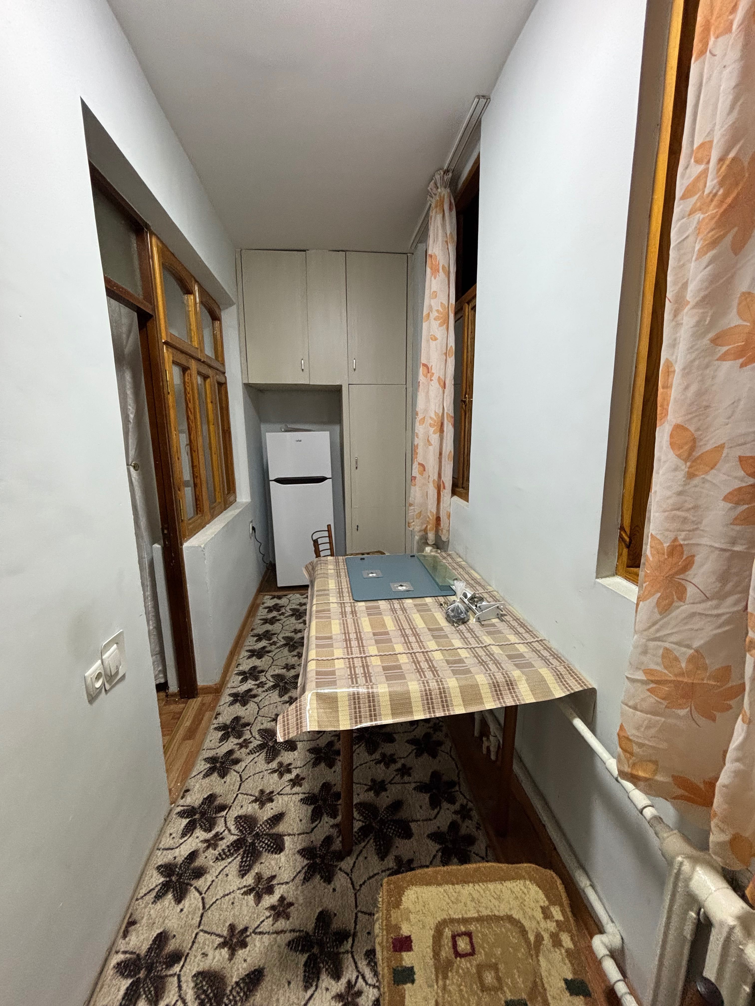 Чилонзор 5-кварталда (Новза метро) 2 хонали квартира ижарага берилади