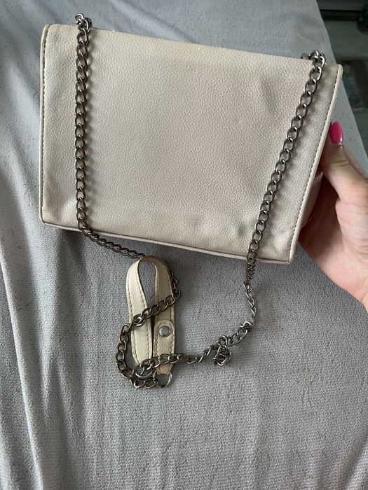 Дамски чантички различни видове