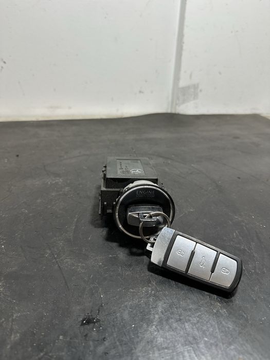 Contact cu cheie Volkswagen Vw Passat B6 B7 3C0905843