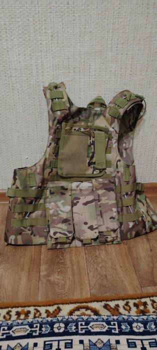 Бронижилет или разгруз жилет
