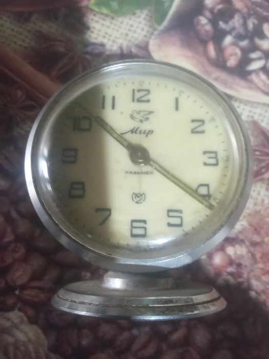 Механичен будилник