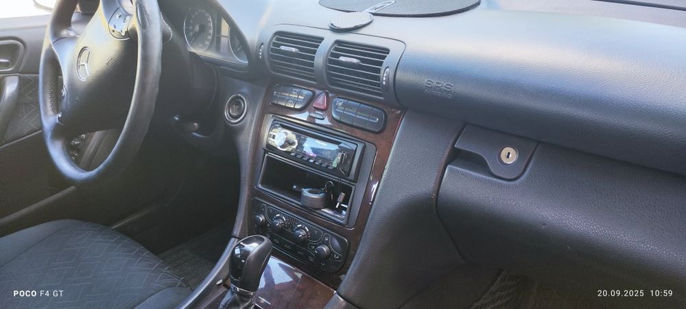 Mercedes-benz  c270