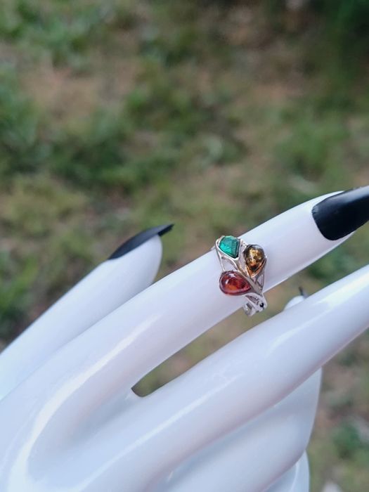 Vechi inel din argint de 925 cu trei pietre, Danemarca