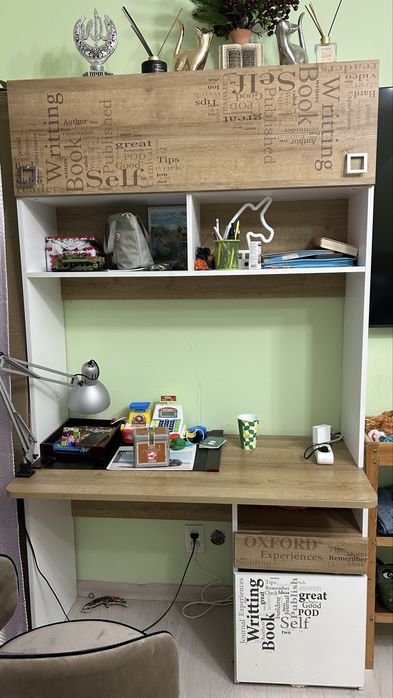 Продам для детский  2 кровати , 2 шкафа, писменный   стол со шкафам