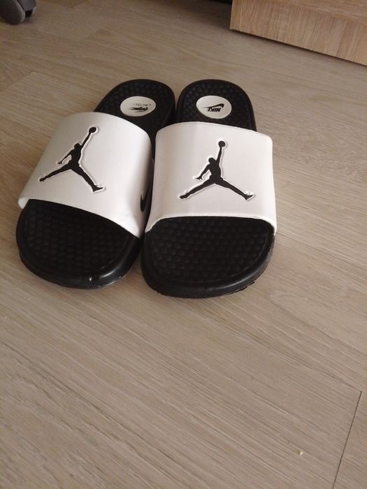 papuci Air Jordan