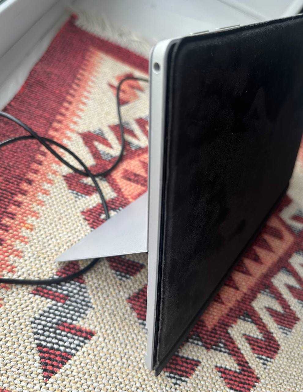 Ноутбук Microsoft Surface 7 Pro Plus