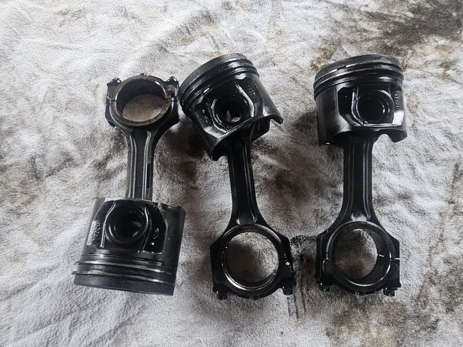 Piston motor 2.4 tdci cu biela Ford Transit 3 [Facelift] [2006 - 2014]