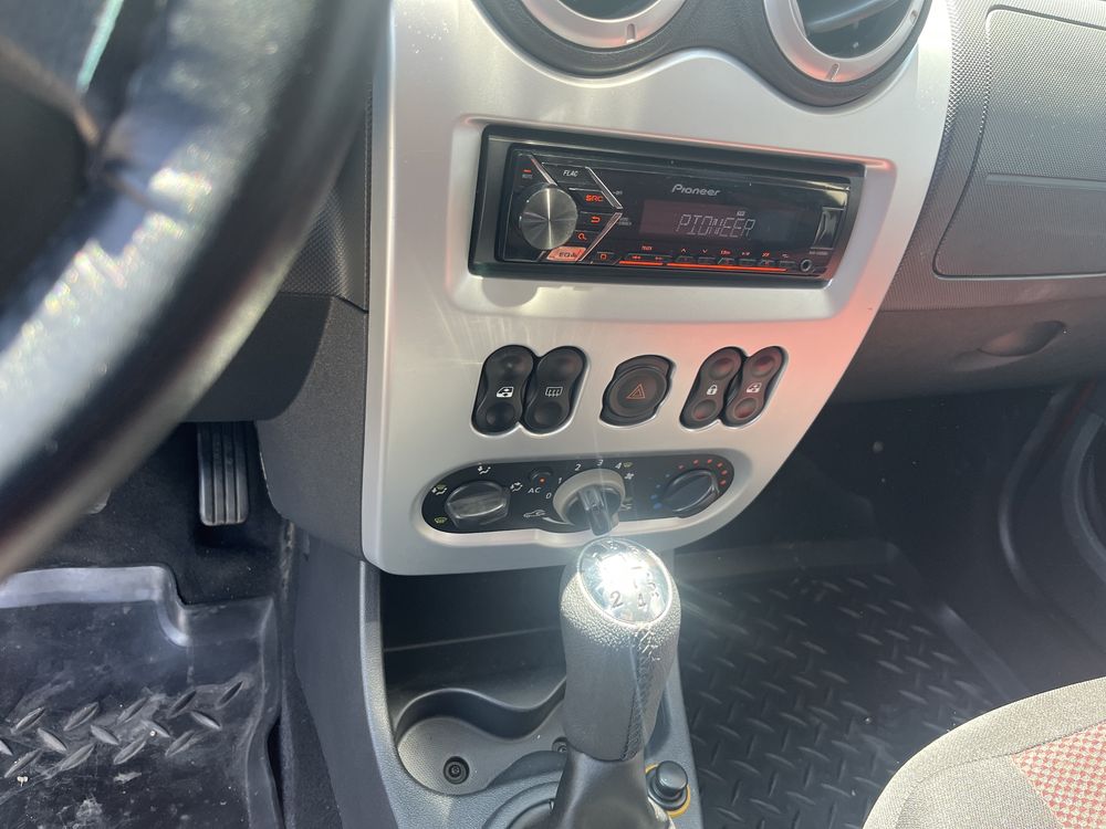 Dacia sandero cu km reali