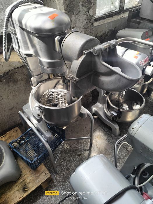 Планетарен миксер професионален HOBART