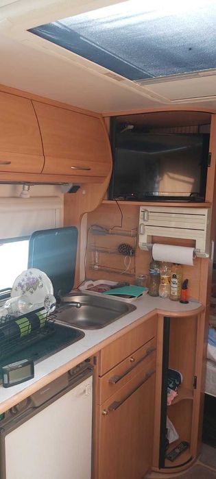 Продава се каравана Cristall Moorea 530BK – 2001 г.