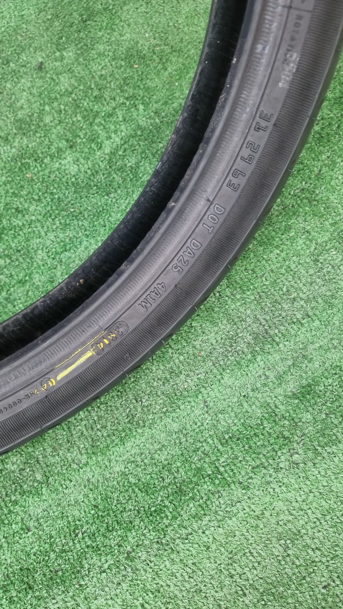 90 r21    dunlop