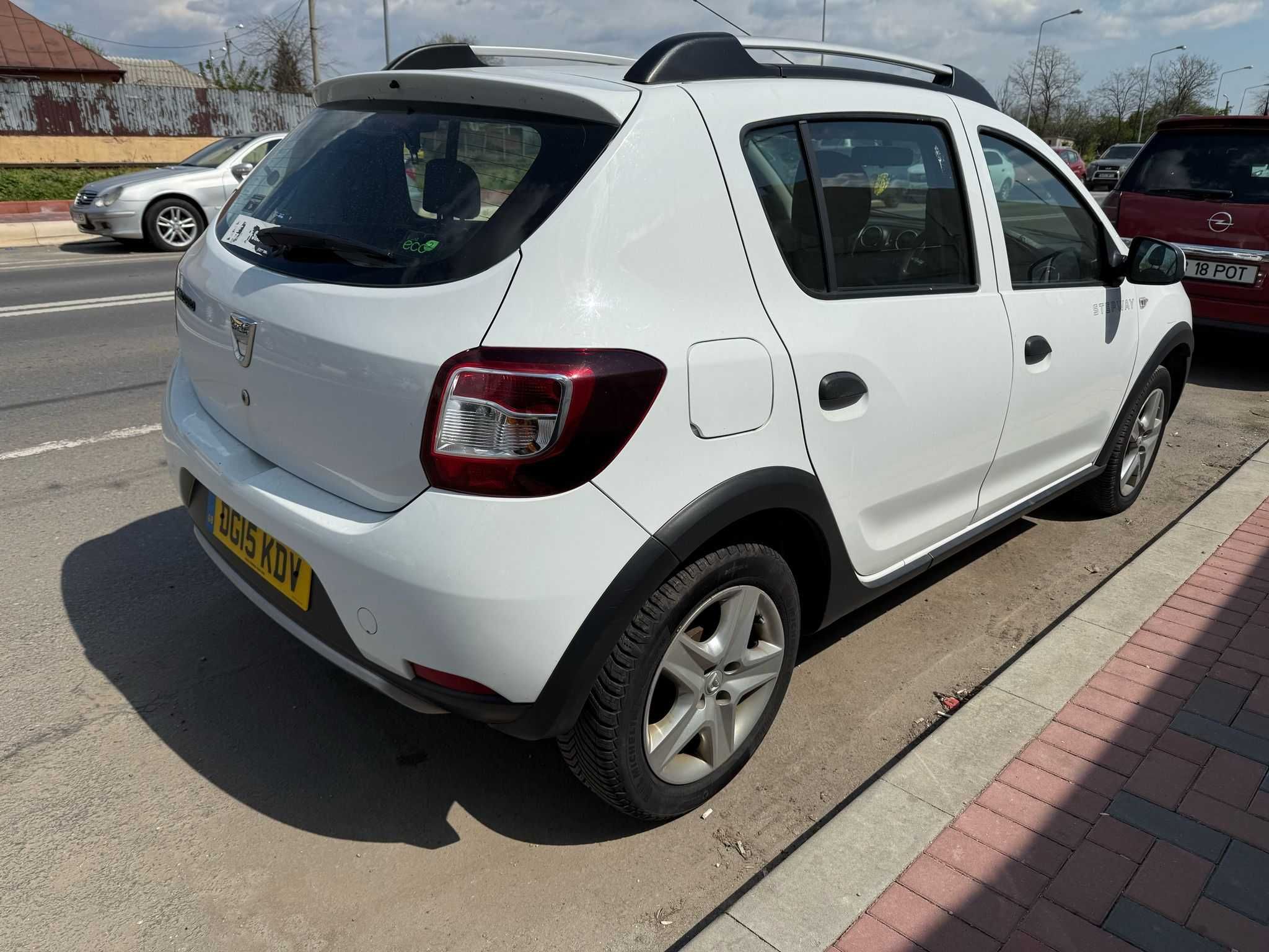 Geam usa dreapta fata Dacia Sandero Logan 2013-2020