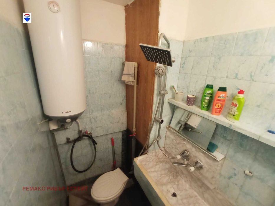 Продава се Двустаен апартамент в Русе, Чародейка - Юг - 68 кв.м за 984 €/кв.м - Снимка #12